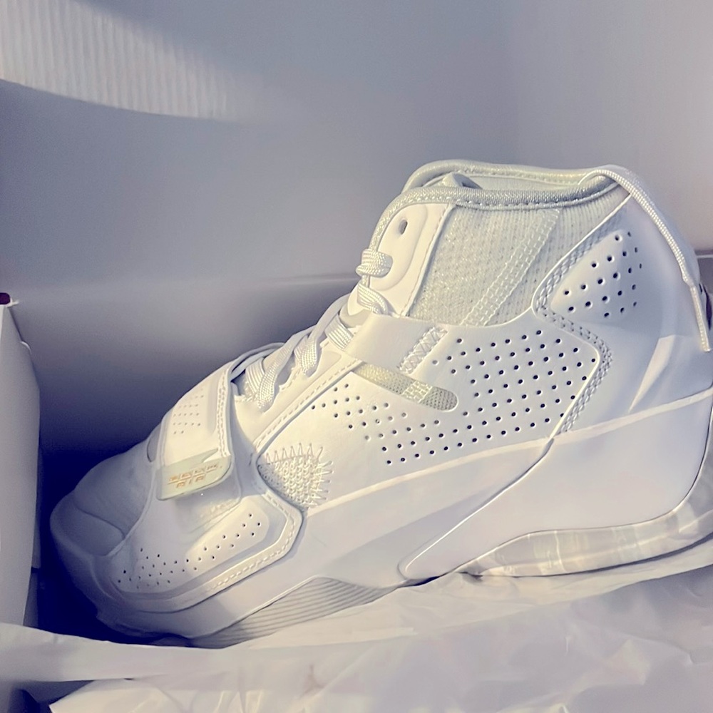 COPY - Nike Jordan Zion 2TB